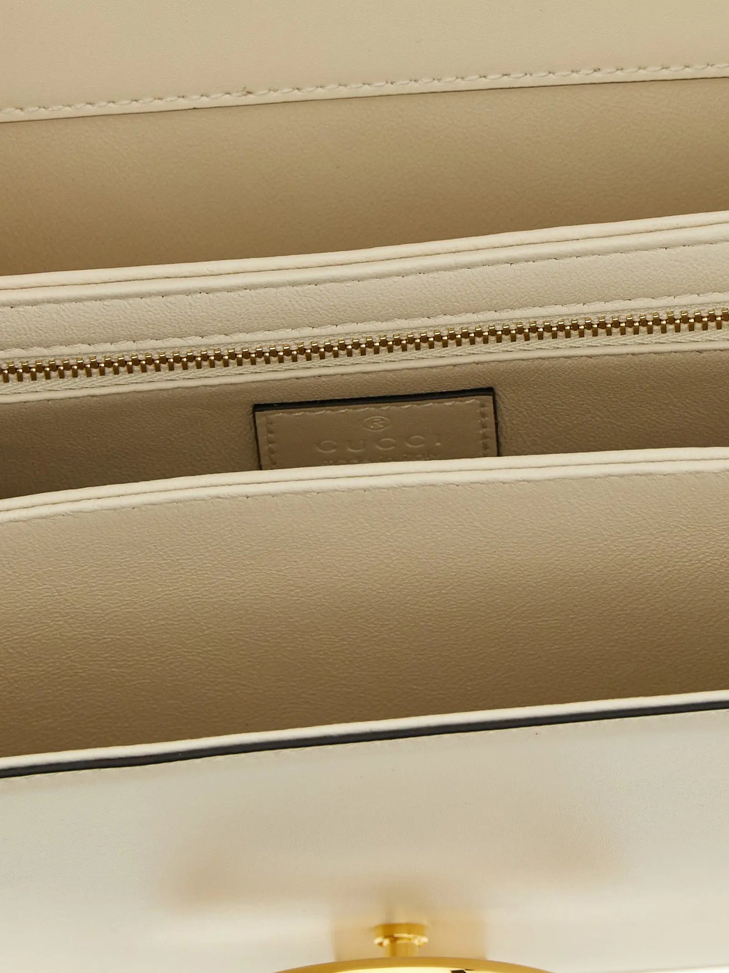 Gucci White Calfskin Shoulder Bag STYLE SOURCE