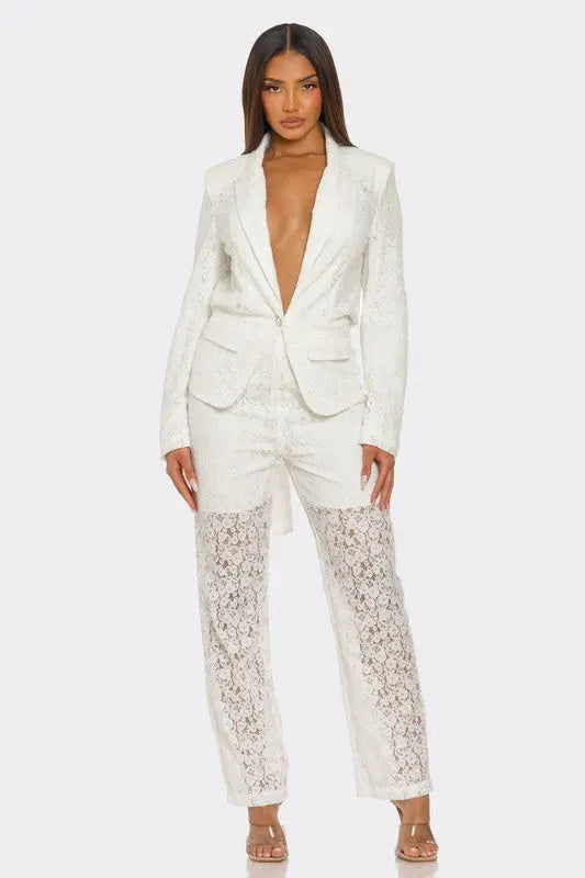 Luxe Lace Ensemble STYLE SOURCE