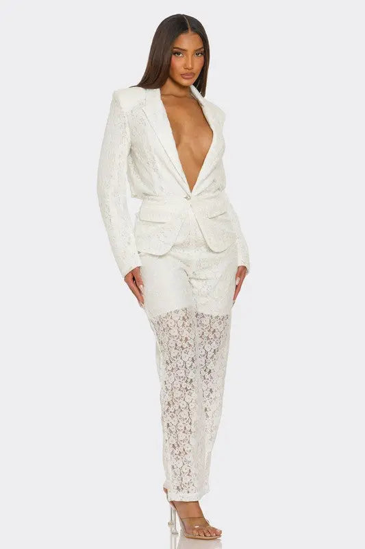 Luxe Lace Ensemble STYLE SOURCE