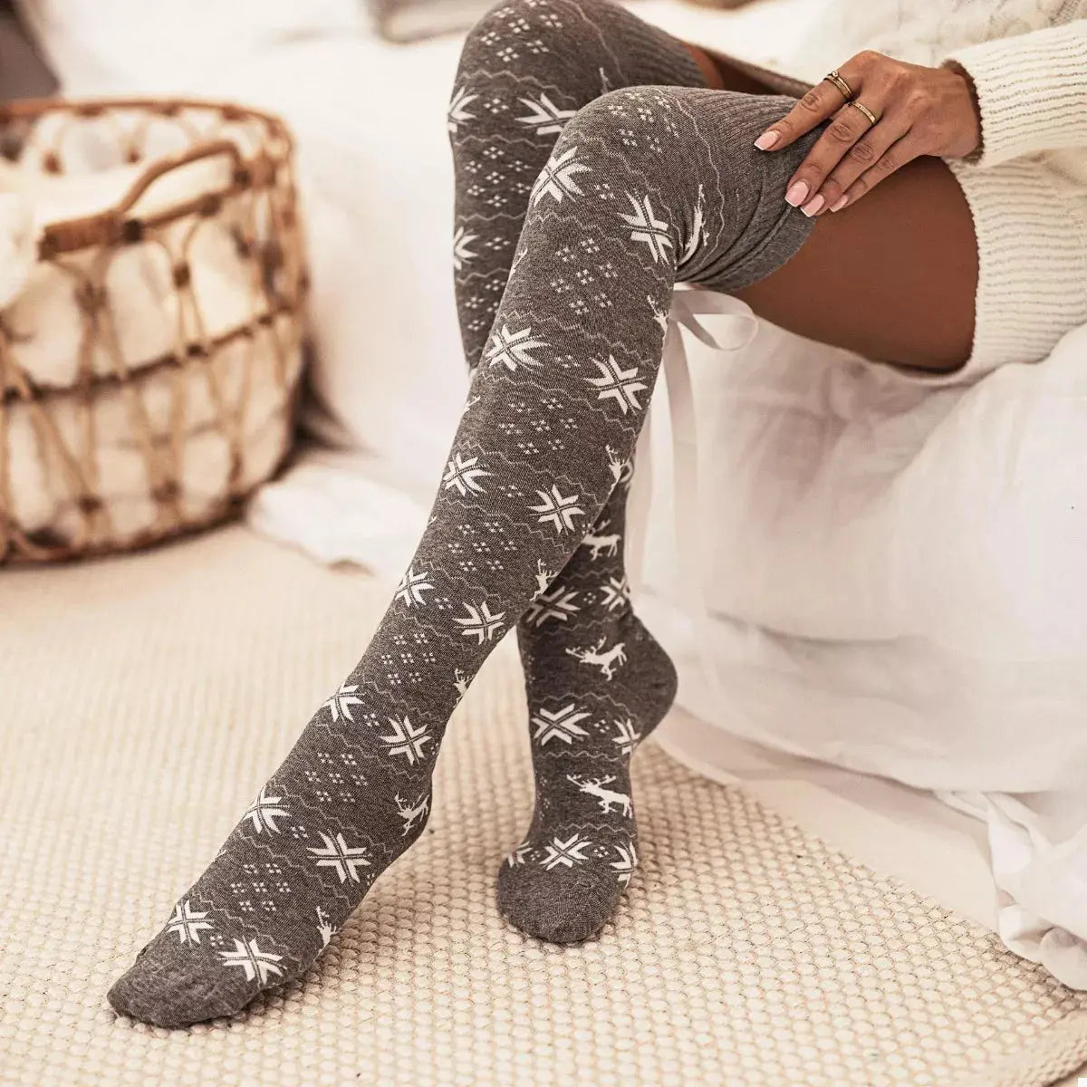 Christmas Bow Knee-High Socks STYLE SOURCE