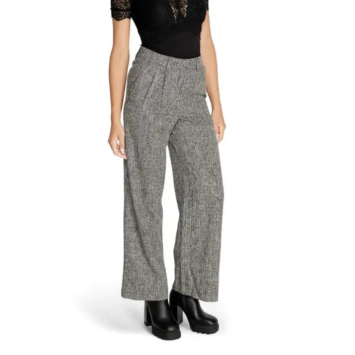 Vila Clothes  Women Trousers STYLE SOURCE