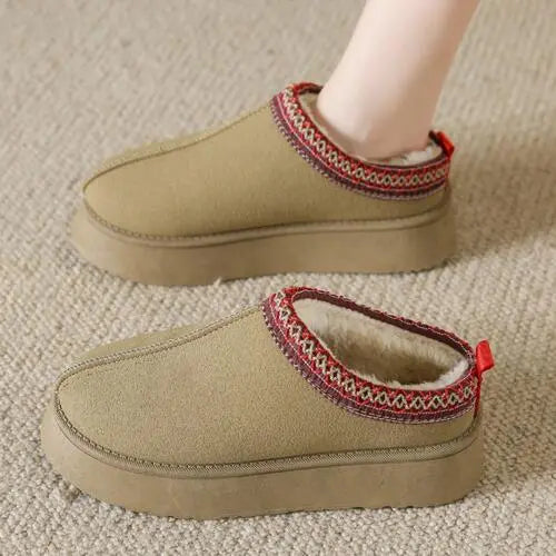Faux Fur Center-Seam Slippers STYLE SOURCE