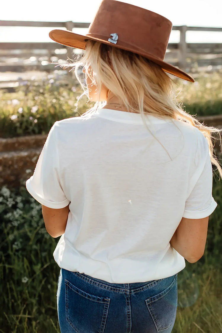 Graphic Round Neck Cuffed Sleeve T-Shirt STYLE SOURCE